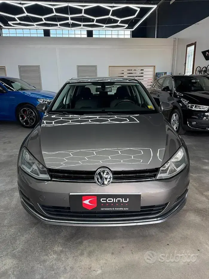 Usata VW Golf VII Highline 110 CV (80 kW) 2015 Grigio Berlina