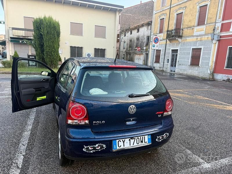 Usata VW Polo 75 CV (55 kW) 2006 Blu Berlina