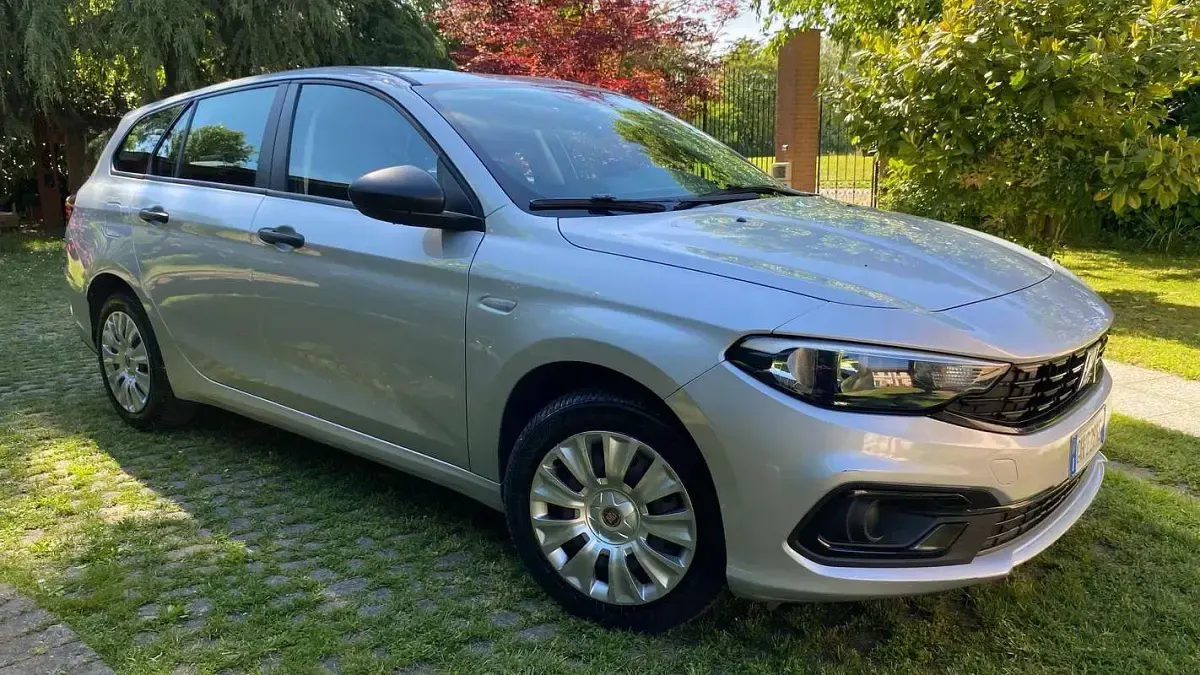 Usata Fiat Tipo City Life 101 CV (74 kW) 2022 Argento Station wagon