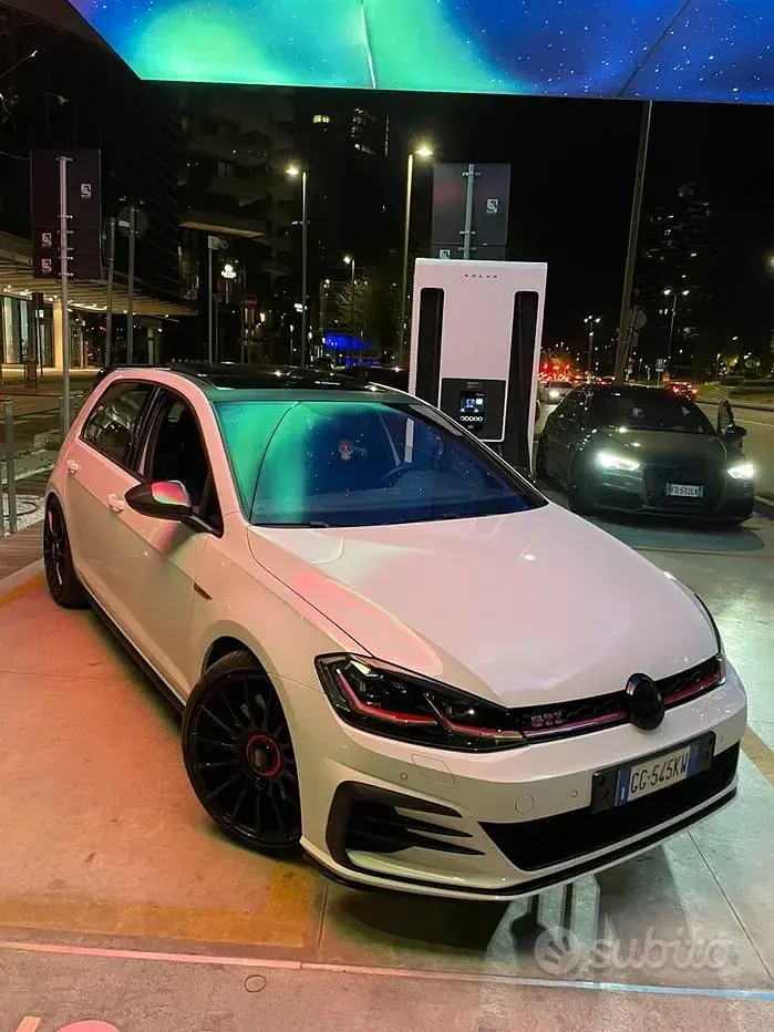 Usata VW Golf VIII GTI 245 CV (180 kW) 2021 Bianco Berlina
