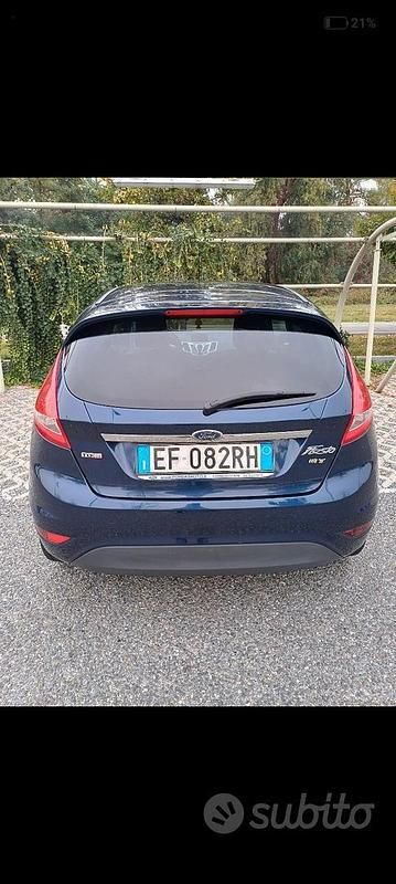 Usata Ford Fiesta 73 CV (53 kW) 2011 Berlina