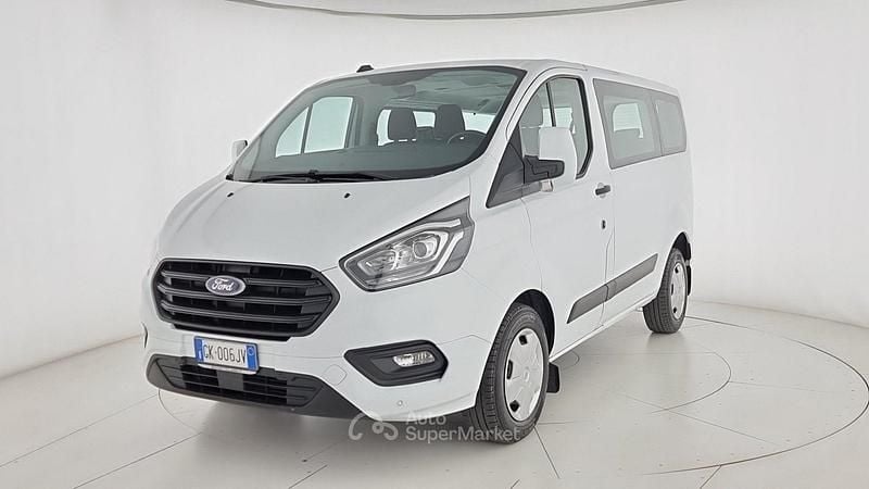 Usata Ford Transit Custom Trend 131 CV (96 kW) 2022 Bianco Station wagon