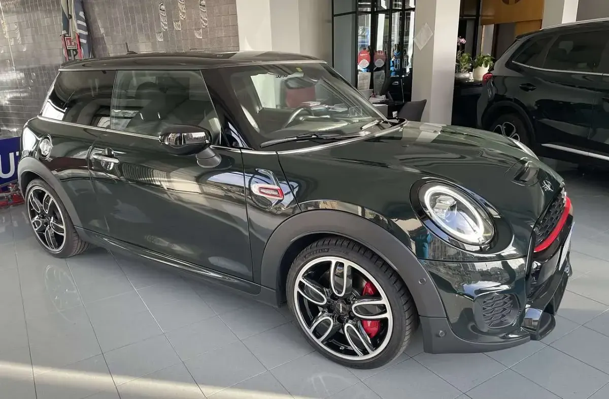 Usata Mini John Cooper Works 231 CV (169 kW) 2020 Verde Utilitaria