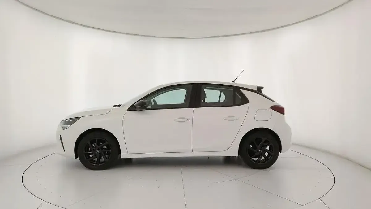 Usata Opel Corsa Design & Tech 75 CV (55 kW) 2023 Bianco Utilitaria
