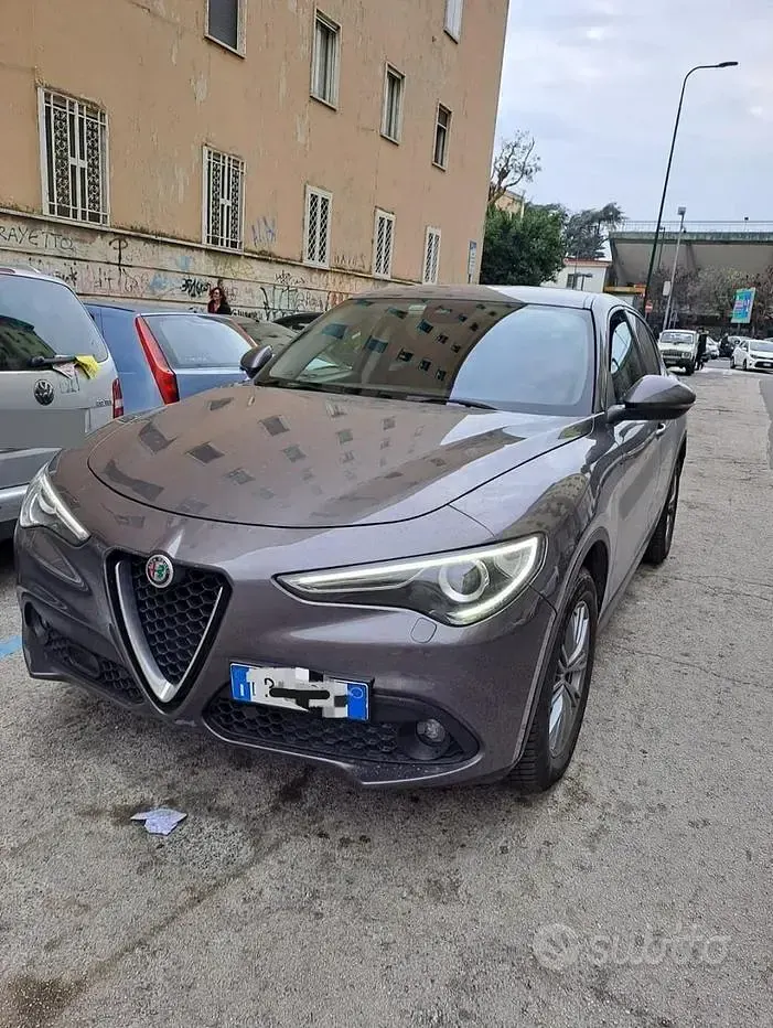 Usata Alfa Romeo Stelvio 210 CV (154 kW) 2018 Grigio SUV