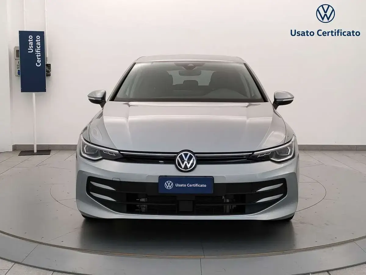 Usata VW Golf VIII Edition 204 CV (150 kW) 2025 Argento Utilitaria