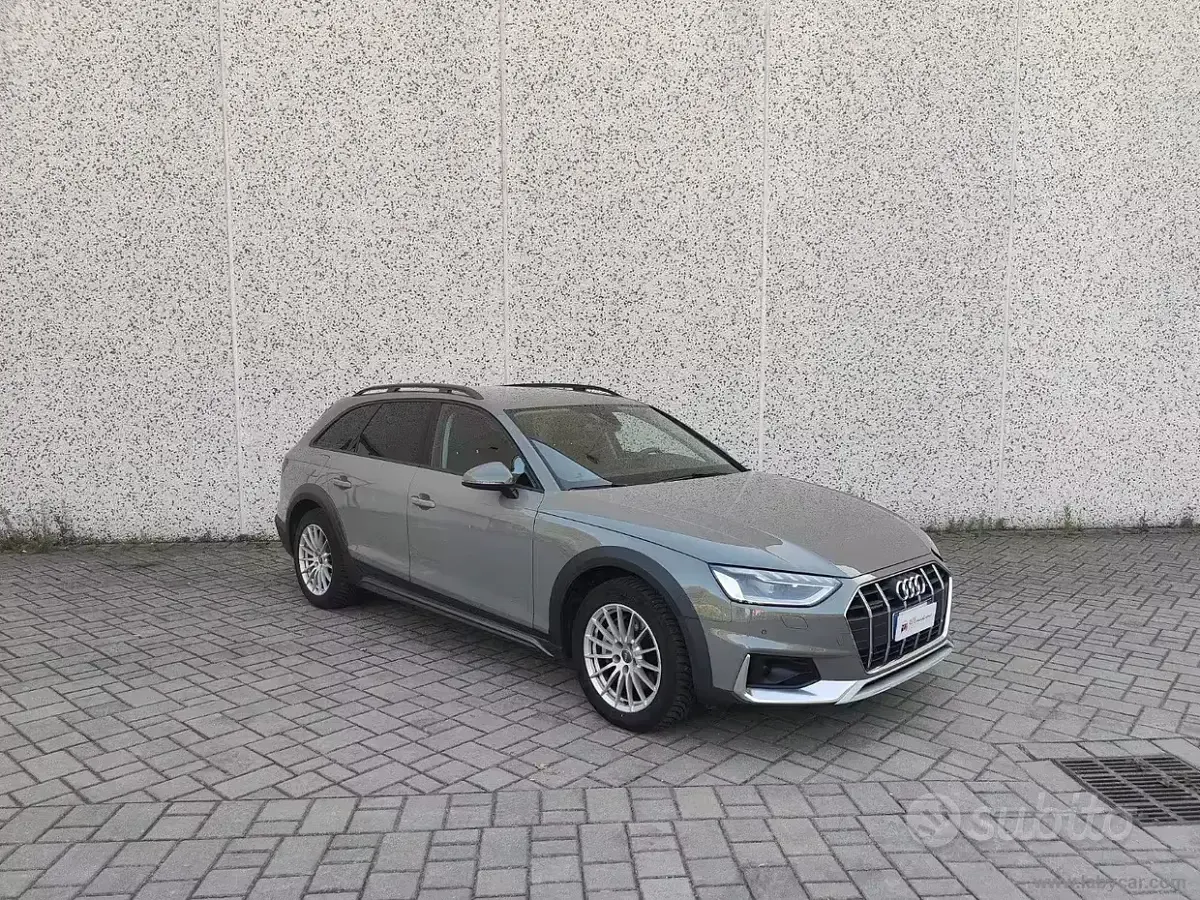 Usata Audi A4 Allroad Business 190 CV (139 kW) 2020 Grigio Station wagon