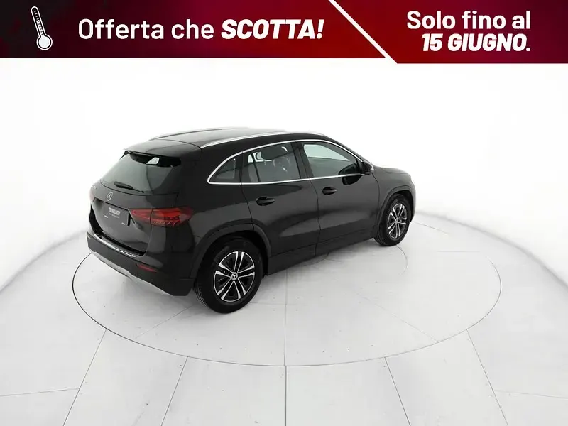 Usata Mercedes GLA180 Executive 116 CV (85 kW) 2024 Nero SUV