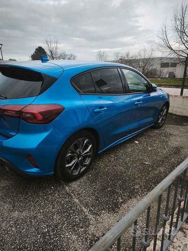 Usata Ford Focus ST-Line X 116 CV (85 kW) 2024 Berlina