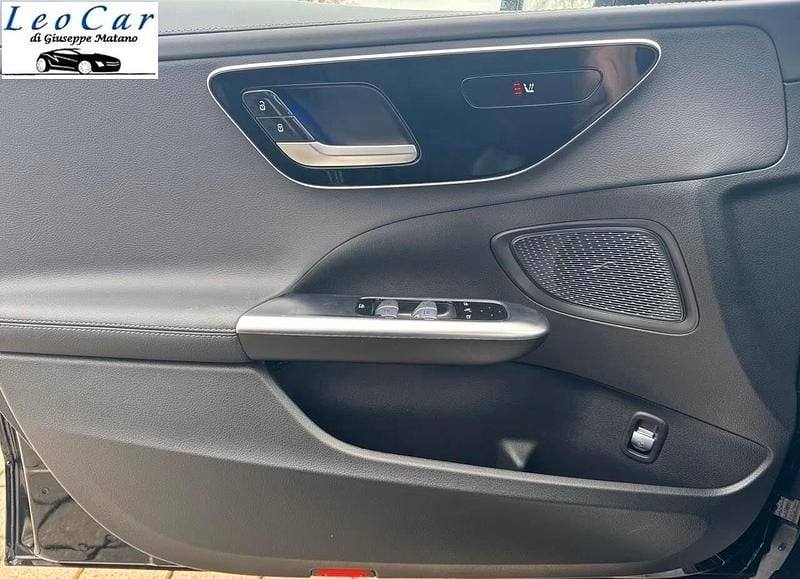 Usata Mercedes C220 AMG line 197 CV (144 kW) 2024 Nero Station wagon