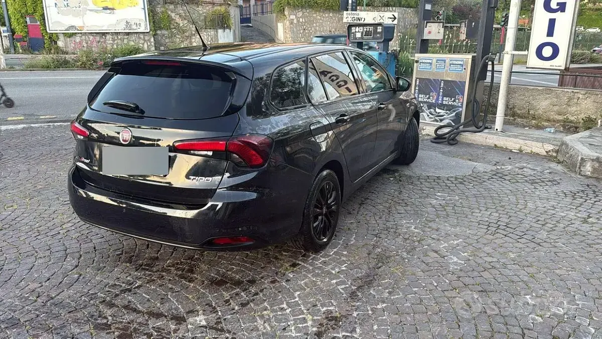 Usata Fiat Tipo 95 CV (69 kW) 2019 Nero Station wagon