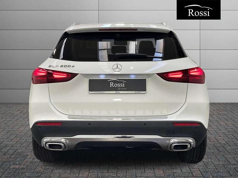Usata Mercedes GLA200 Advanced Plus 150 CV (110 kW) 2023 Bianco SUV