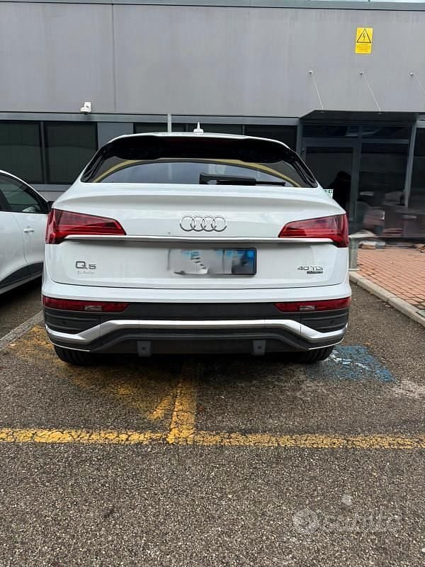 Usata Audi Q5 Sportback S-line plus 204 CV (150 kW) 2022 Bianco SUV