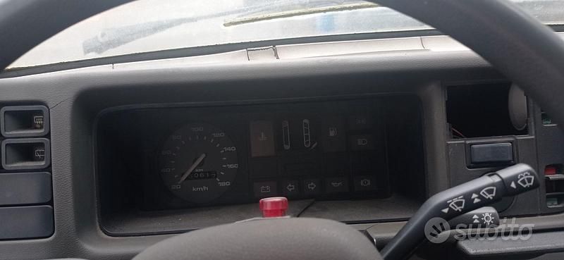 Usata Ford Fiesta 1983 Verde Utilitaria