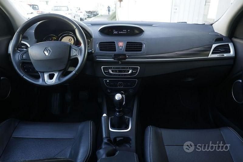 Usata Renault Mégane Luxe 110 CV (80 kW) 2009 Grigio Berlina