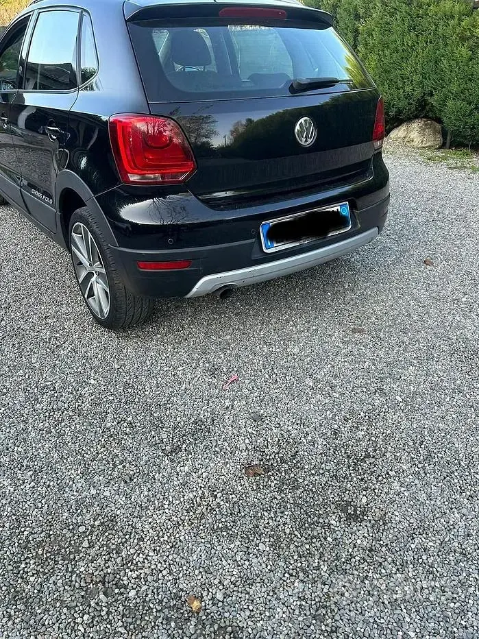 Usata VW Polo Cross 90 CV (66 kW) 2012 Nero Utilitaria