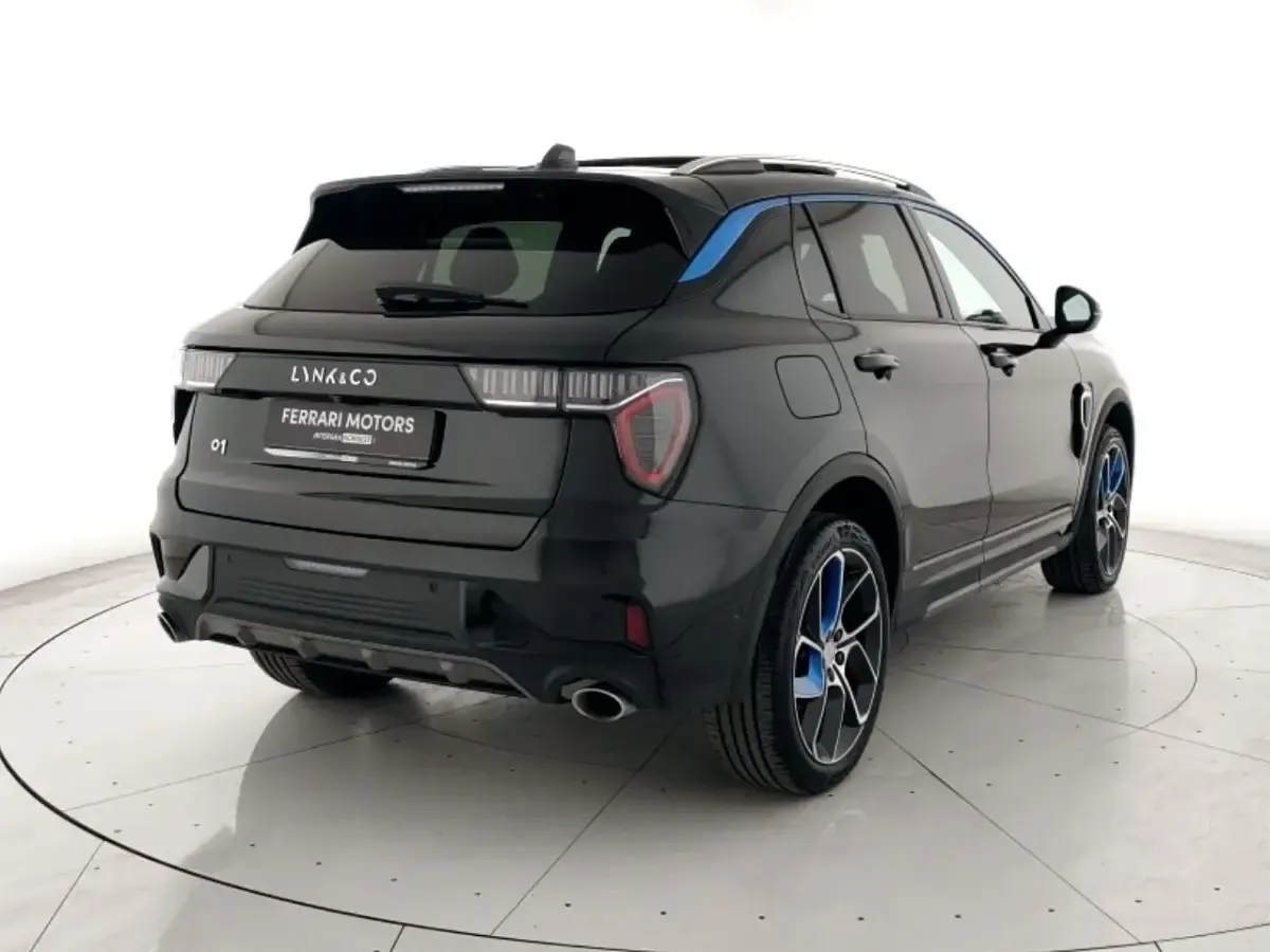Usata Lynk & Co 01 180 CV (132 kW) 2024 Nero SUV