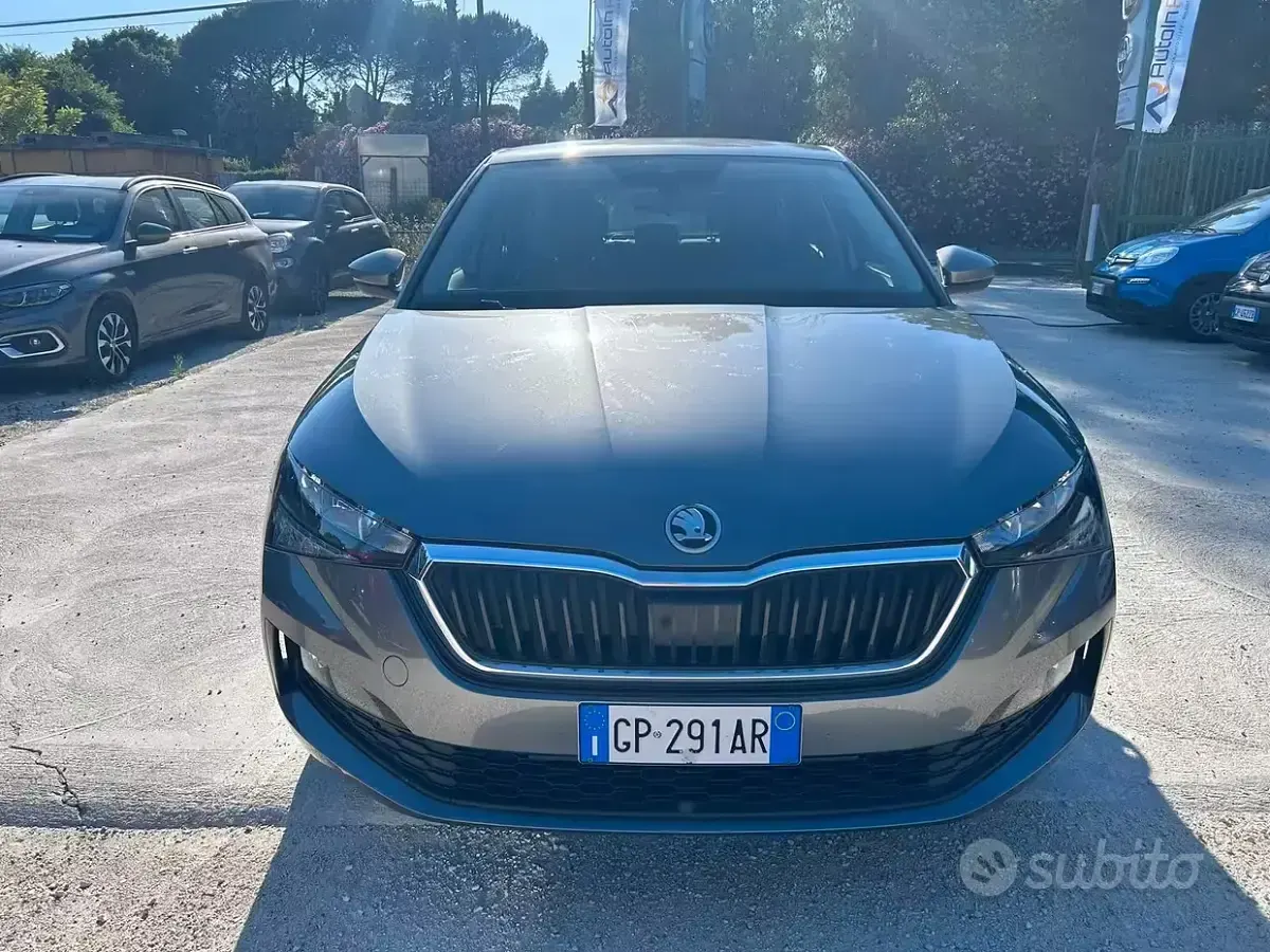 Usata Skoda Scala Ambition 95 CV (69 kW) 2023 Grigio Utilitaria