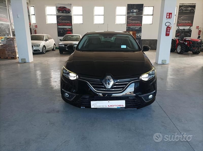 Usata Renault Mégane IV Intens 110 CV (80 kW) 2018 Nero Berlina
