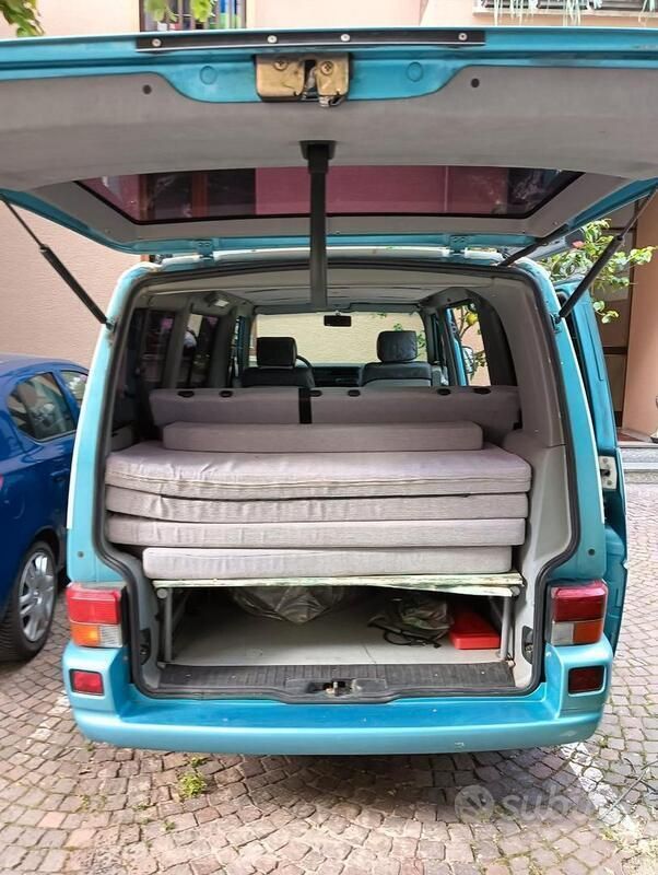 Usata VW T4 S 42 CV (30 kW) 1996 Verde Furgone