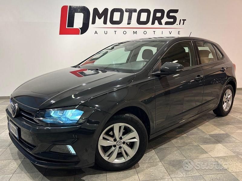 Usata VW Polo Trendline 65 CV (47 kW) 2018 Grigio Berlina