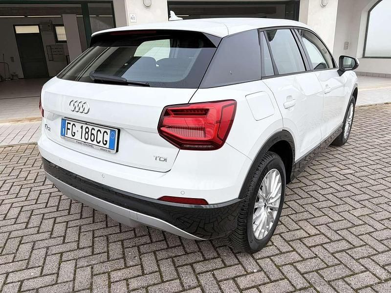Usata Audi Q2 Design 116 CV (85 kW) 2016 Bianco SUV