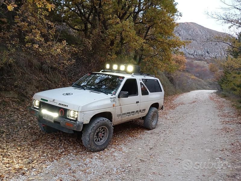Usata Nissan Terrano 99 CV (72 kW) 1990 SUV