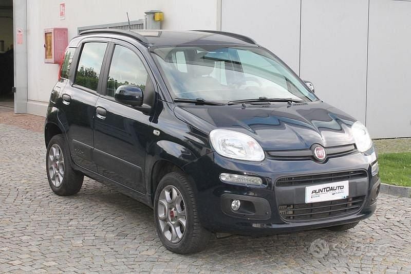 Usata Fiat Panda 4x4 S 86 CV (63 kW) 2017 Blu/azzurro Utilitaria