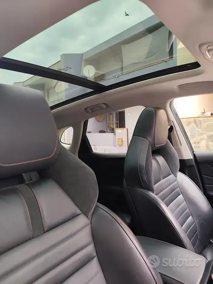 Usata MG HS Luxury 163 CV (119 kW) 2024 Nero SUV