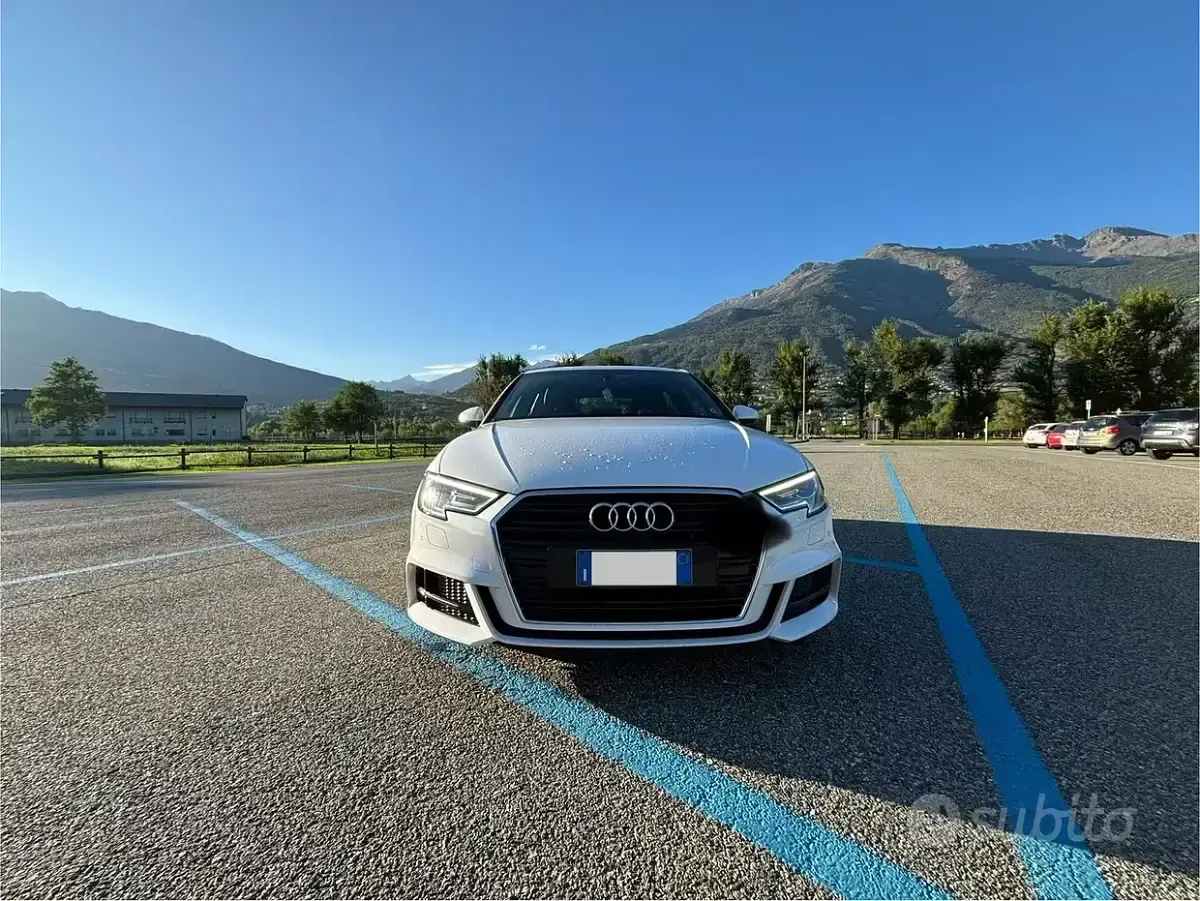 Usata Audi A3 S-Line 150 CV (110 kW) 2018 Bianco Berlina