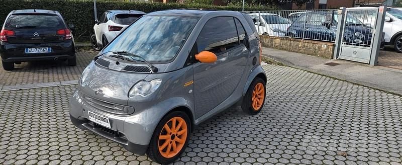 Usata Smart ForTwo Coupé Pure 61 CV (44 kW) 2005 Grigio Coupé