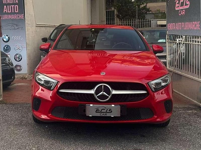 Usata Mercedes A200 163 CV (119 kW) 2018 Rosso Berlina
