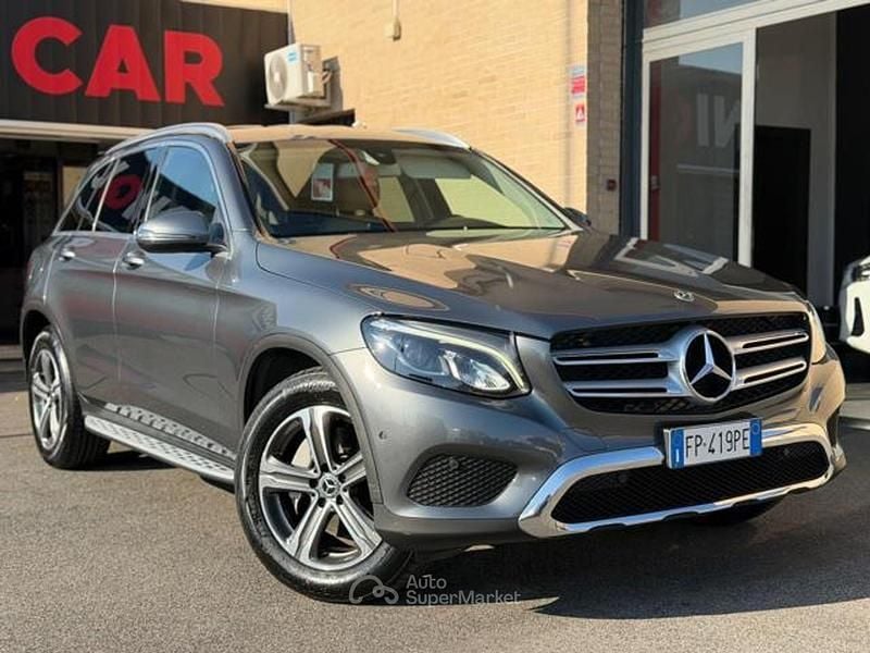 Gray Usata 2018 Mercedes GLC43 AMG Business SUV | 25.990 € (Buon prezzo) - Immagine 1/4