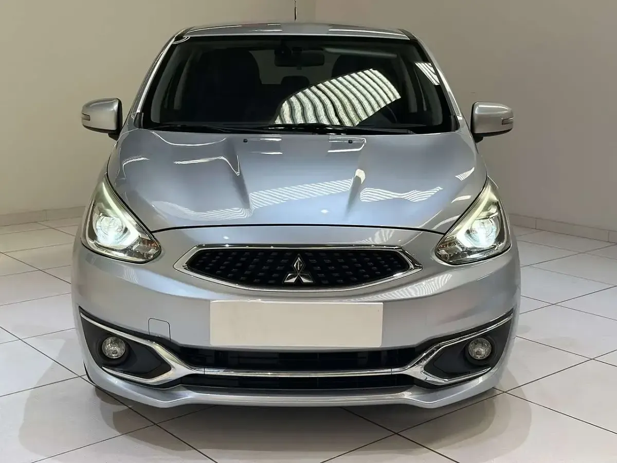 Usata Mitsubishi Space Star Intense 80 CV (58 kW) 2017 Argento Utilitaria