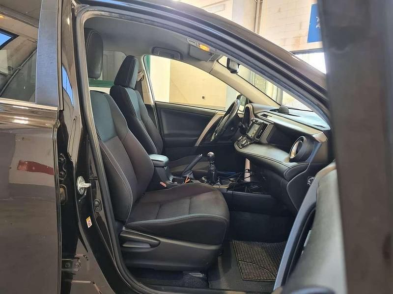 Usata Toyota RAV4 Style 124 CV (91 kW) 2014 Marrone SUV