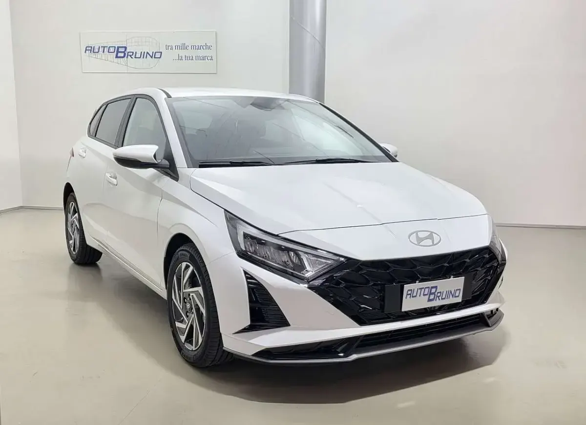 Nuova Hyundai i20 90 CV (66 kW) 2026 Bianco Utilitaria