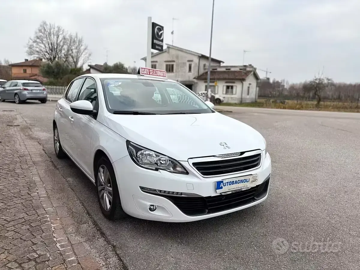 Usata Peugeot 308 Active 110 CV (80 kW) 2017 Bianco Berlina