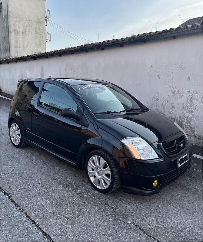 Nero Usata 2007 Citroën C2 Due volumi | 5000 € - Immagine 1/4