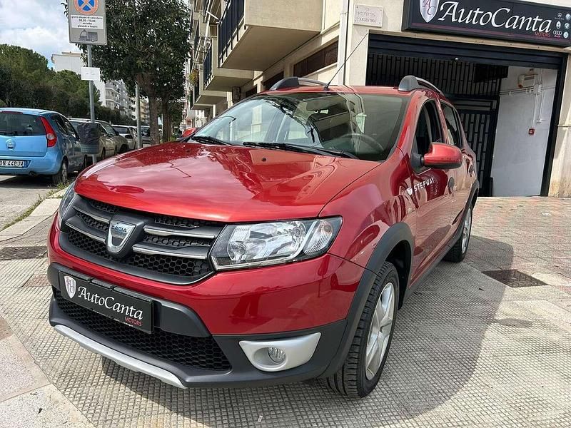 Usata Dacia Sandero Stepway 90 CV (66 kW) 2014 Other Berlina