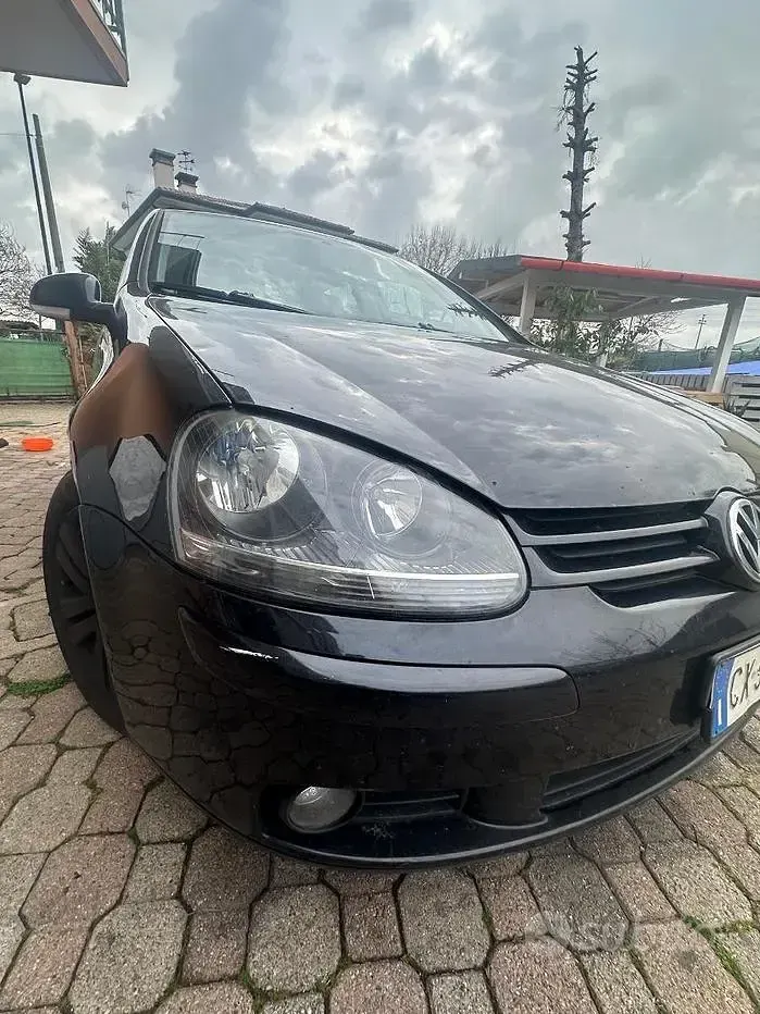 Usata VW Golf IV Sportline 140 CV (102 kW) 2005 Nero Berlina