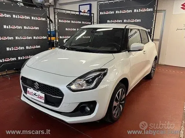 Usata Suzuki Swift 90 CV (66 kW) 2019 Bianco Utilitaria