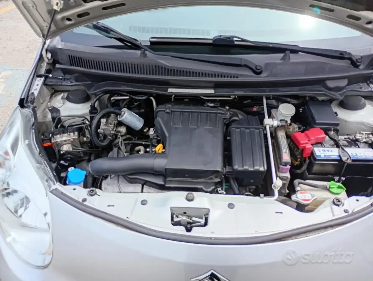 Usata Suzuki Alto 68 CV (50 kW) 2010 Grigio Utilitaria