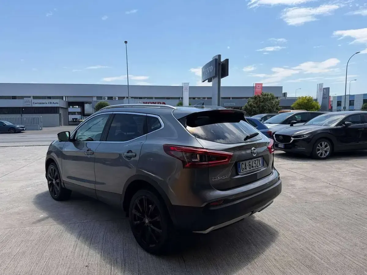 Usata Nissan Qashqai Tekna 159 CV (116 kW) 2020 Grigio SUV