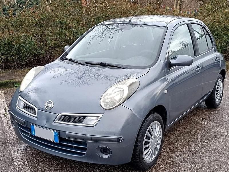 Usata Nissan Micra 80 CV (58 kW) 2009 Grigio Berlina