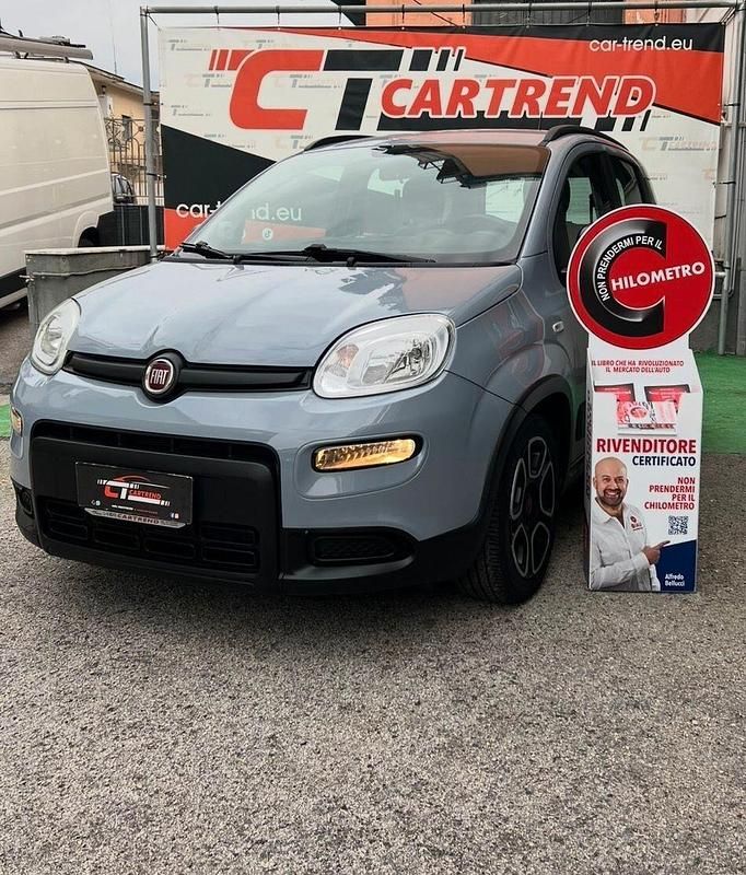 Usata Fiat Panda City Life 69 CV (50 kW) 2021 Grigio Berlina