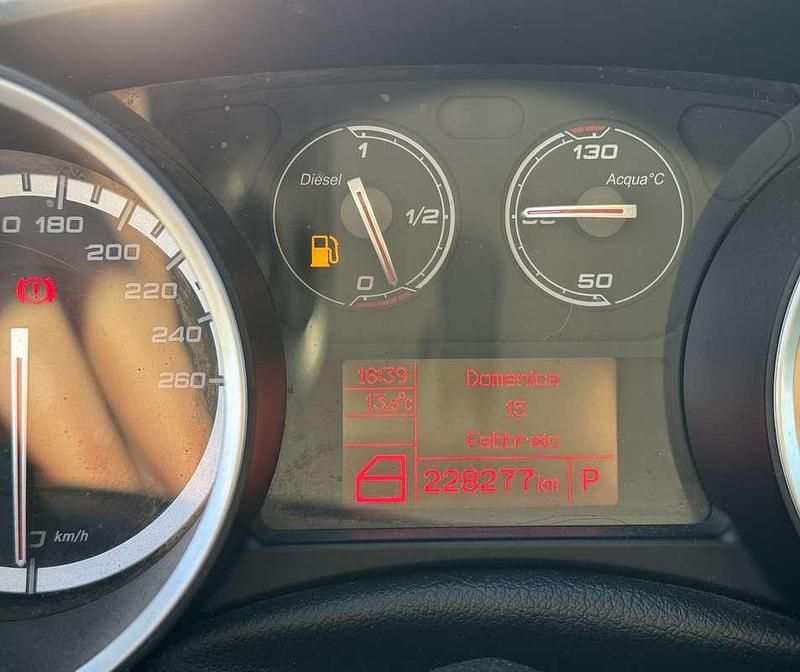 Usata Alfa Romeo Giulietta Exclusive 170 CV (125 kW) 2012 Utilitaria