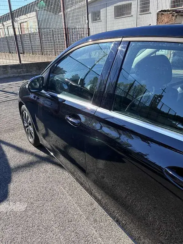 Usata Mercedes B180 109 CV (80 kW) 2021 Utilitaria
