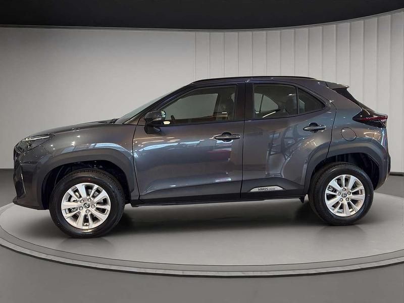 Nuova Toyota Yaris Cross Active 116 CV (85 kW) 2026 Dark grey SUV