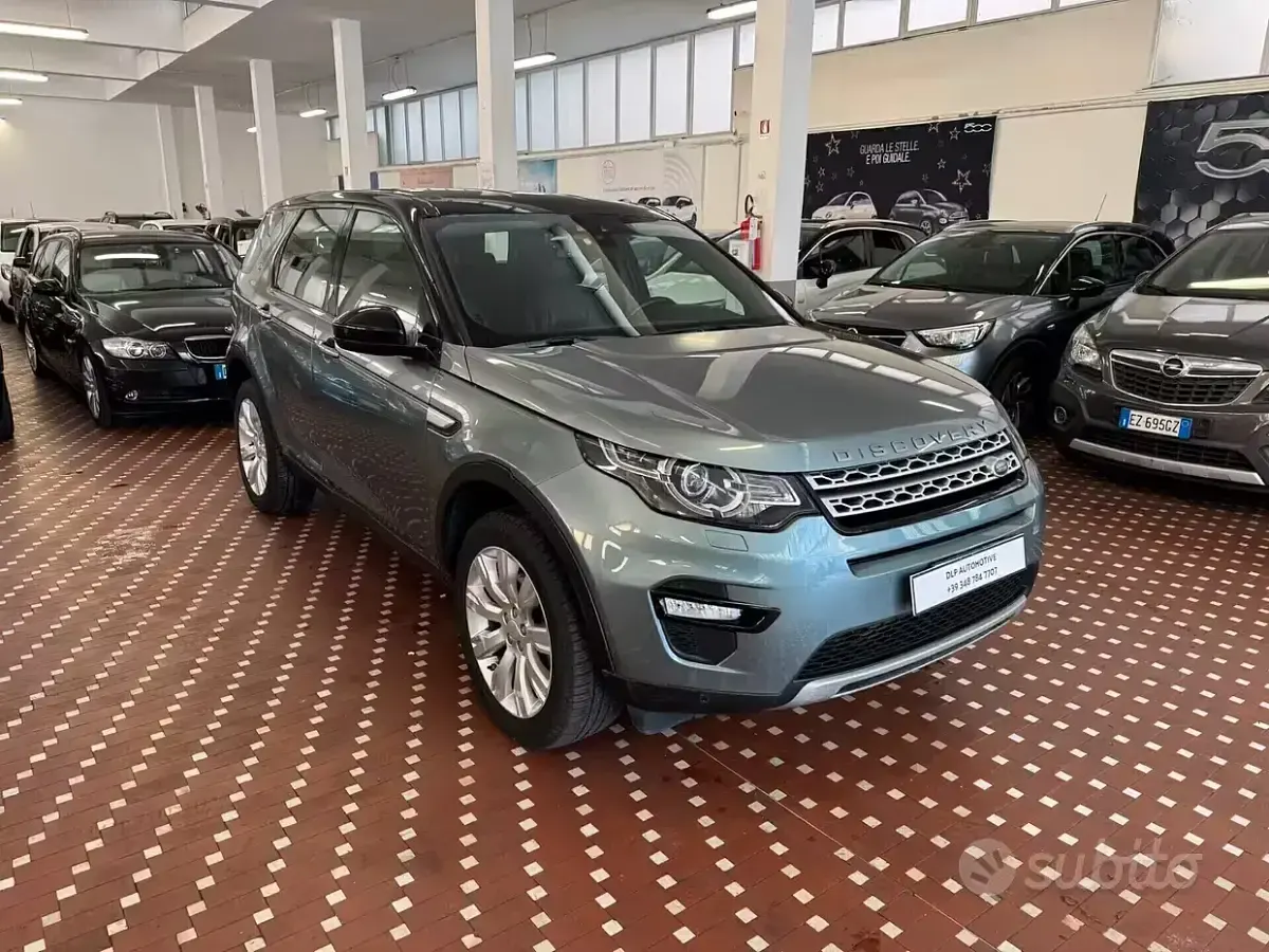 Usata Land Rover Discovery 4 HSE Luxury 150 CV (110 kW) 2015 Grigio SUV