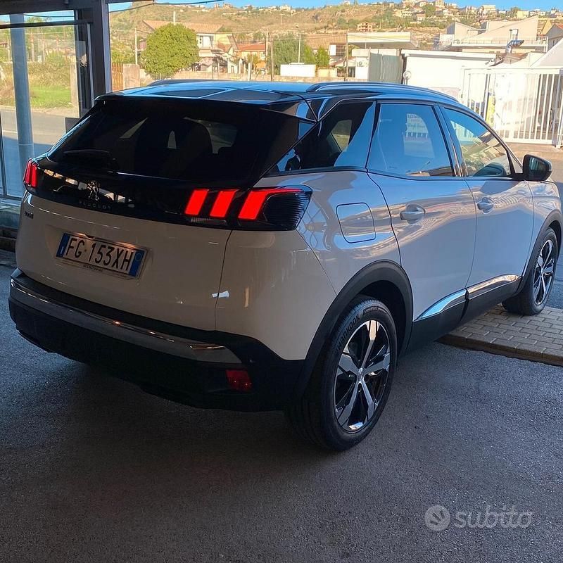 Usata Peugeot 3008 Allure 120 CV (88 kW) 2017 Bianco SUV